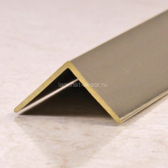 Латунный уголок ЛПН-15х15 2,7 м