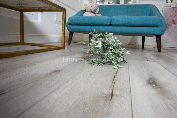 Заказать Ламинат SPC Damy Floor Family Дуб Классический Серый T7020-2 1220 х 180 мм 43 класс 12 шт - 2,635 м2 4 мм 