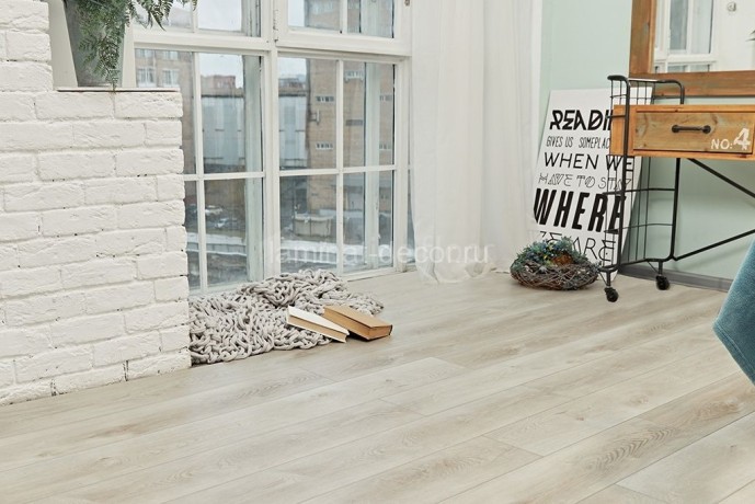 Заказать ABA ламинат Alpine Floor Premium XL ECO 7-2 Дуб Белая Ночь LVT-SPC-LVT замок 4V-Groove фаска 1524х180х8 мм 43 класс упаковка 2.195 м2 27 кг 