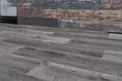 Виниловый ламинат замковый Vinilam Cork 10065 дуб монс 7 мм с пробковой подложкой