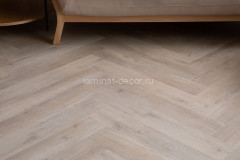 Ламинат SPC Vinilpol Herringbone 9944 паркет Палладио 43 класс 762x127x7 мм 1.355 м2