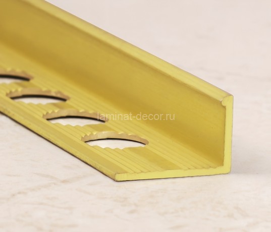 Заказать Латунный L-профиль ЛПО-Г10 2,7 м 