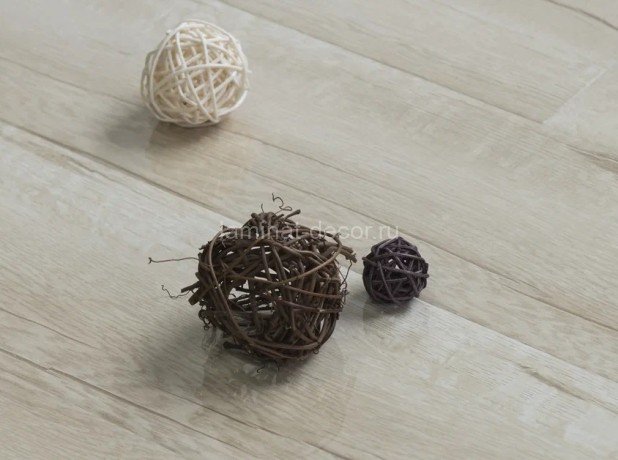 Заказать Ламинат HDF Lamiwood Glanz 302 Дуб Шелк